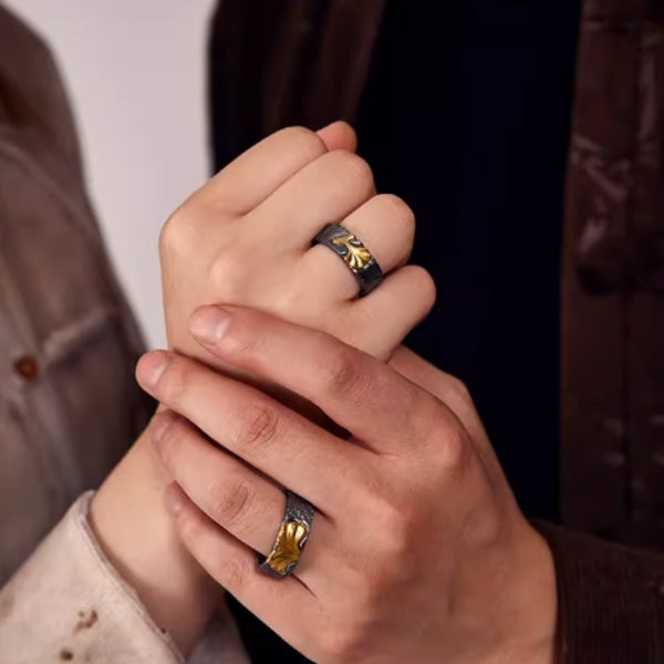 Couple A Pair Of Gold And Silver Rings